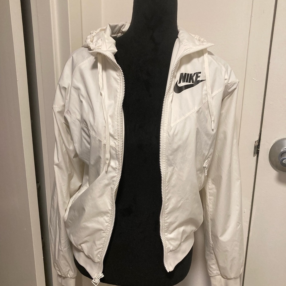 Nike White Hooded Windbreaker with Black Swoosh